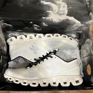 Brand New On Cloud X Sneakers